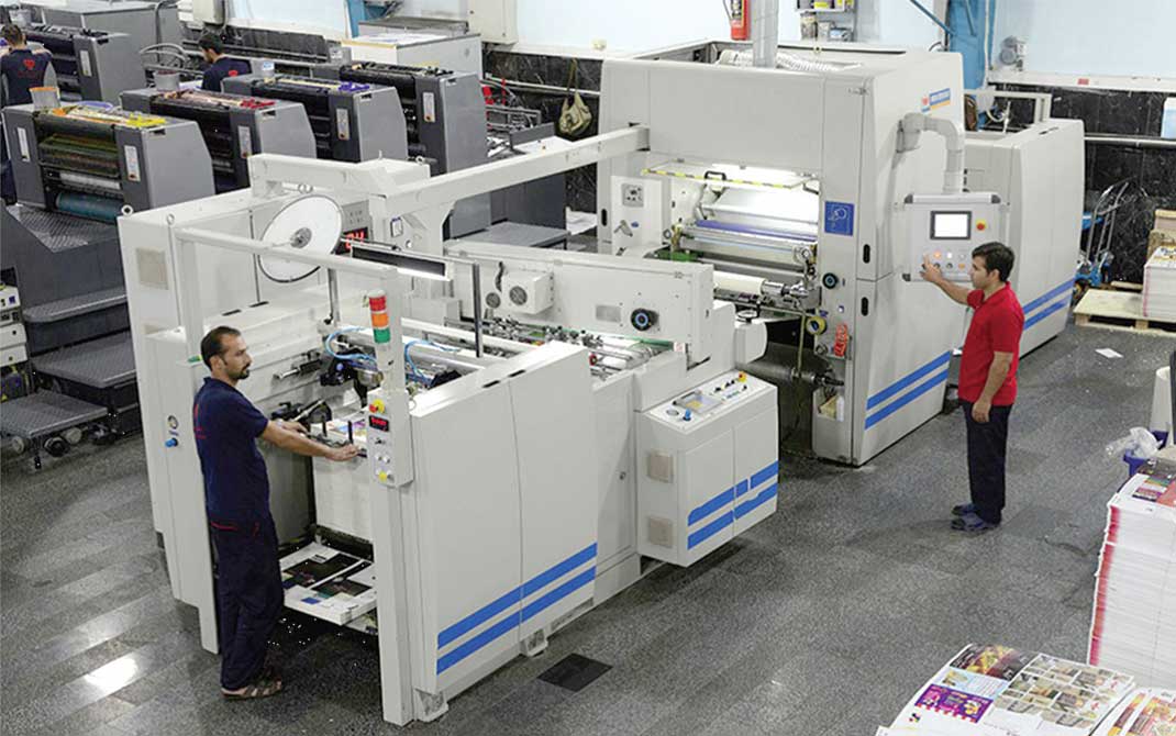 آخرین آگهی های استخدام دیبا نقش الماس | 3 شهریور 1404