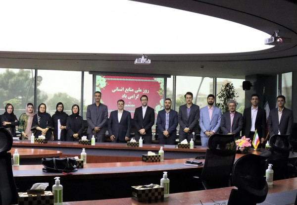 جدیدترین فرصت های استخدام در گروه سرمایه گذاری کوروش | 5 شهریور 1404