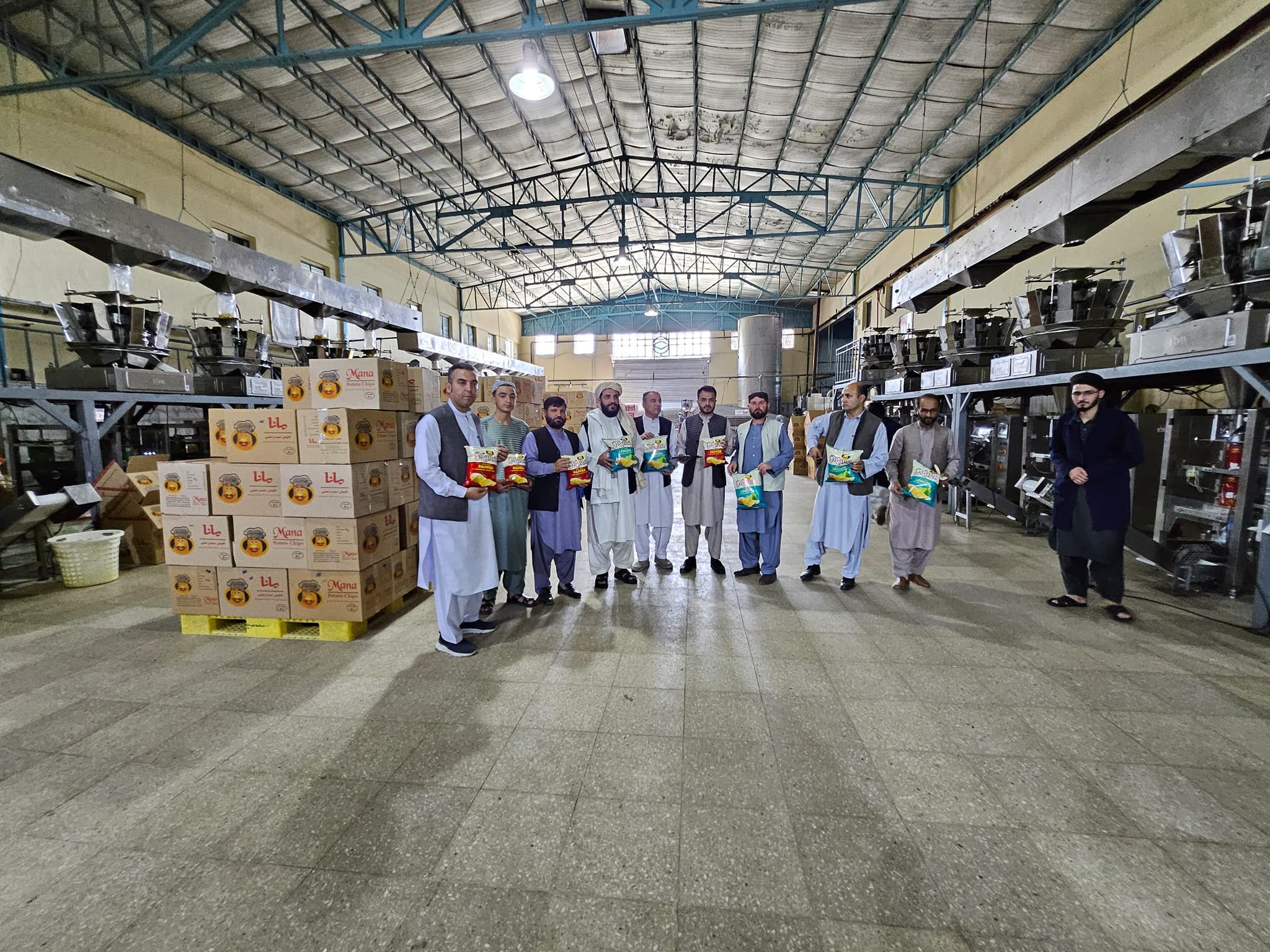 آخرین آگهی های استخدام گروه صنایع غذایی مانا | تابستان 1404