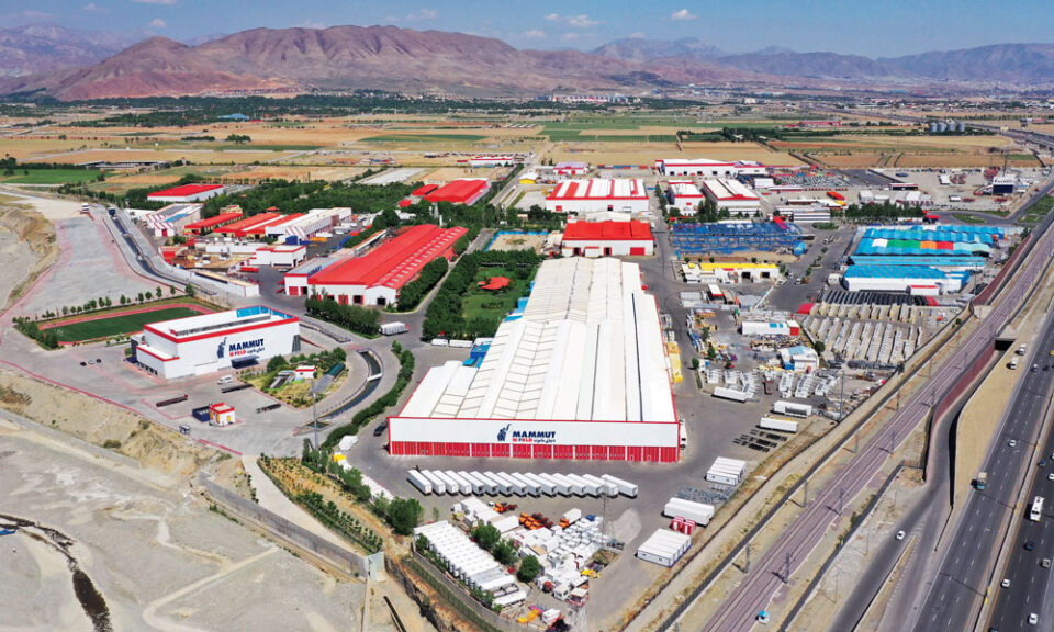 فرصت‌های شغلی فعال در گروه ماموت | 22 شهریور 1404