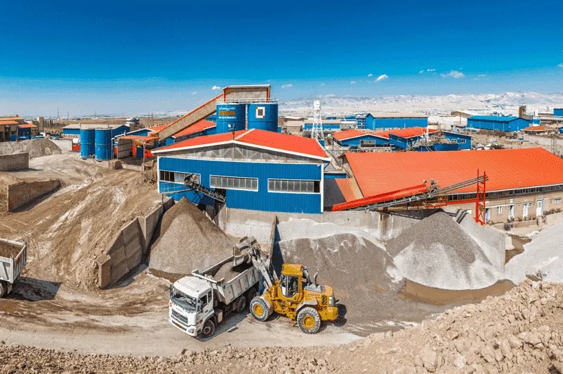 جدیدترین موقعیت‌های شغلی گروه صنعتی و معدنی زرین | ۲۷ آبان ۱۴۰۴