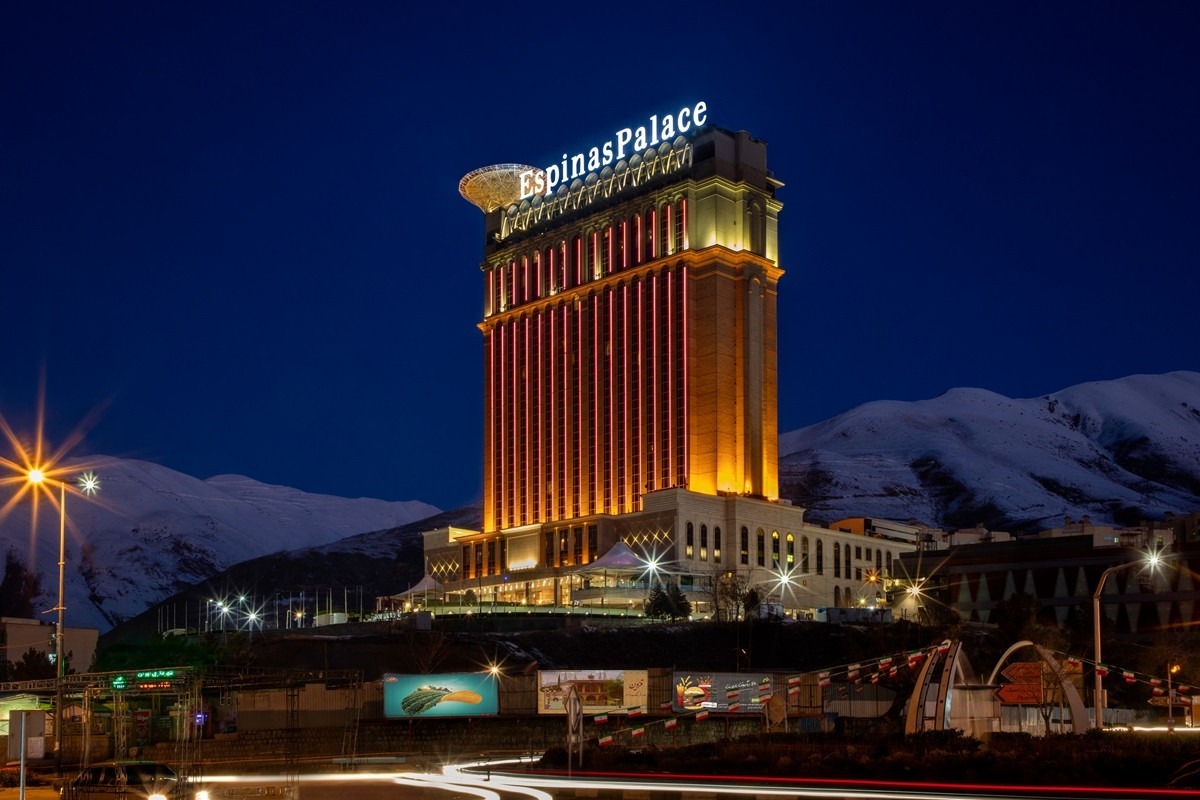 جدیدترین موقعیت‌های شغلی گروه هتل های اسپیناس | ۴ آذر ۱۴۰۴