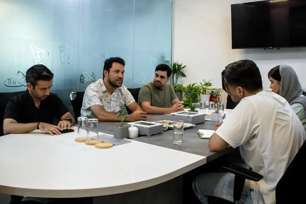 جدیدترین موقعیت‌های شغلی اسنپ فود | ۲۱ آبان ۱۴۰۴