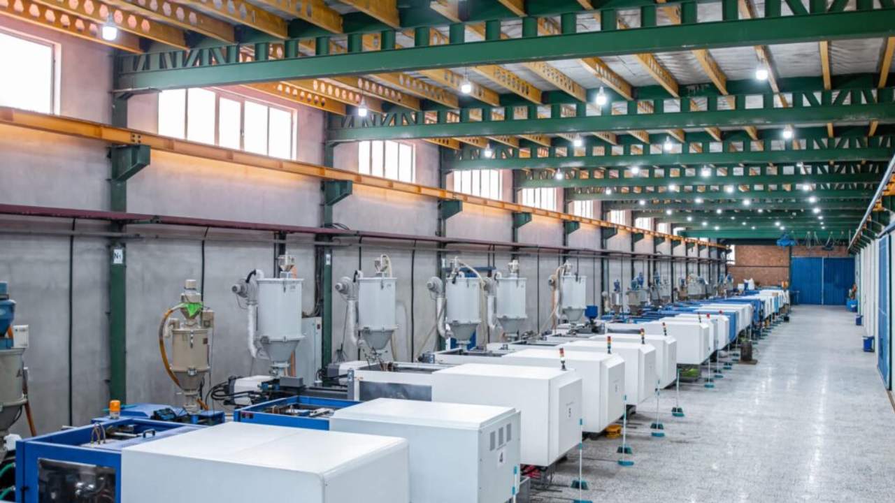 جدیدترین موقعیت‌های شغلی گلچین صنعت پویا شمال | ۲۱ آبان ۱۴۰۴