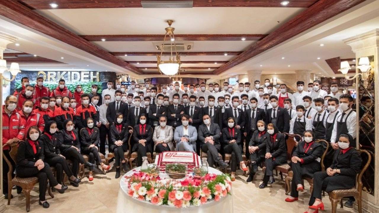 جدیدترین موقعیت‌های شغلی گروه غذایی ارکیده | ۹ آذر ۱۴۰۴