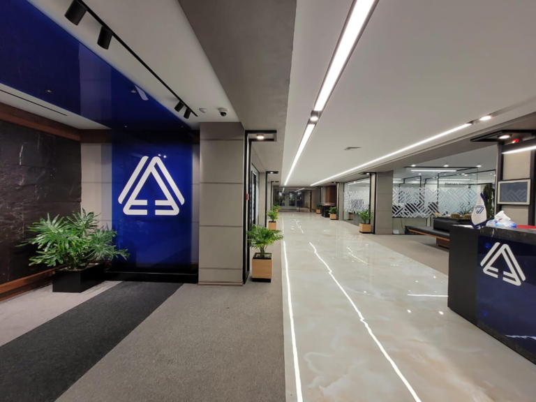 لیست جدیدترین آگهی‌های استخدام هلدینگ آفرینش | ۱۸ آذر ۱۴۰۴